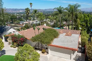 23365 Calvert St, Woodland Hills, CA 91367 - Photo 1