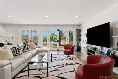 23365 Calvert Street, Woodland Hills, CA 91367 - Photo 11