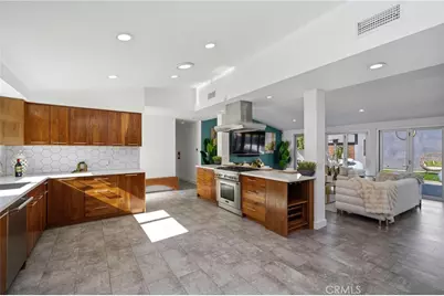 9400 Encino Avenue, Northridge, CA 91325 - Photo 15