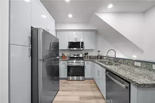 7239 N Cedar Rd, Van Nuys, CA 91405 - Photo 5