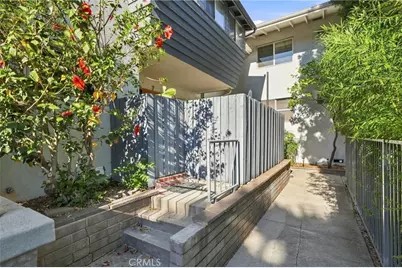 6400 Primrose #21, Los Angeles, CA 90068 - Photo 17