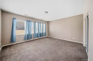11943 Iverson, Victorville, CA 92392 - Photo 33