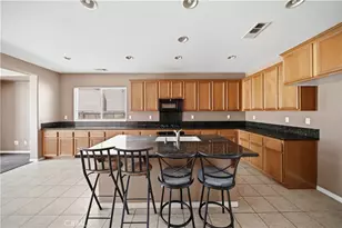 11943 Iverson, Victorville, CA 92392 - Photo 15