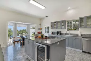 21041 Bandera St, Woodland Hills, CA 91364 - Photo 9