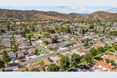 5695 Bloomfield, Simi Valley, CA 93063 - Photo 27