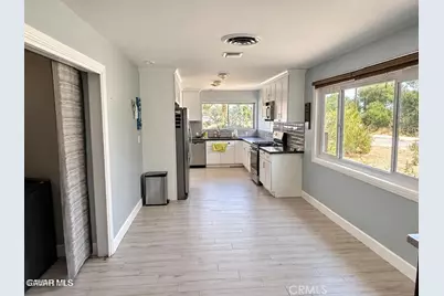 1902 W Avenue L, Lancaster, CA 93534 - Photo 11
