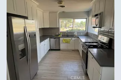1902 W Avenue L, Lancaster, CA 93534 - Photo 11