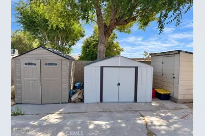 1902 W Avenue L, Lancaster, CA 93534 - Photo 49
