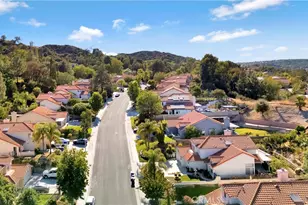 24727 Bracken Ln, Stevenson Ranch, CA 91381 - Photo 59