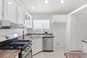 20147 Crest View Dr, Canyon Country, CA 91351 - Photo 9