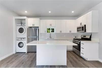 23051 Burbank Boulevard, Woodland Hills, CA 91367 - Photo 45