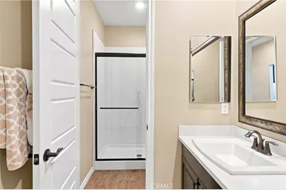 22389 Midtown Court, Saugus, CA 91350 - Photo 35