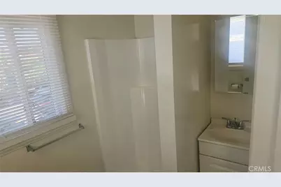 1540 W 28th, Los Angeles, CA 90007 - Photo 11