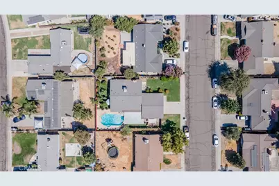 1101 S Mountain Street, Visalia, CA 93277 - Photo 37
