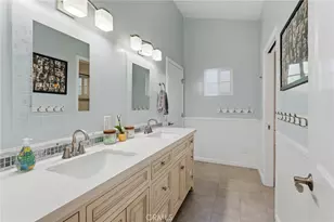 22702 Califa St, Woodland Hills, CA 91367 - Photo 23