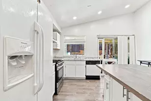 12446 Mount Baldy, Victorville, CA 92392 - Photo 9