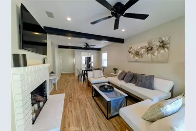 23130 Victory, Woodland Hills, CA 91367 - Photo 11