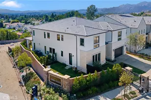 20500 Edgewood Ct, Chatsworth, CA 91311 - Photo 3