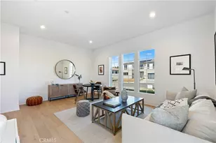 20500 Edgewood Ct, Chatsworth, CA 91311 - Photo 7