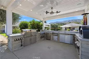 26185 Ravenhill Rd, Canyon Country, CA 91387 - Photo 27