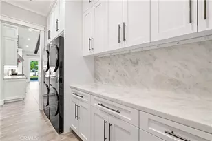 26185 Ravenhill Rd, Canyon Country, CA 91387 - Photo 13