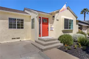 17621 Collins St, Encino, CA 91316 - Photo 3