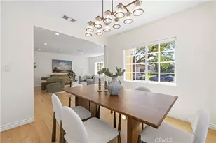 17621 Collins St, Encino, CA 91316 - Photo 7