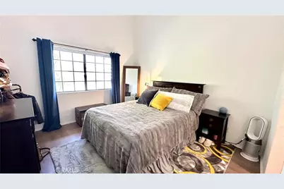 6545 Reseda Boulevard #24, Reseda, CA 91335 - Photo 15