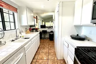 6545 Reseda Blvd, Reseda, CA 91335 - Photo 11