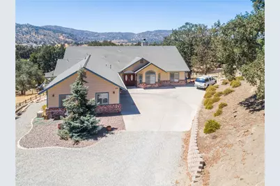 24181 Martingale, Tehachapi, CA 93561 - Photo 1