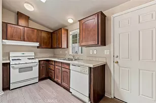 4201 Topanga Canyon Blvd, Woodland Hills, CA 91364 - Photo 11