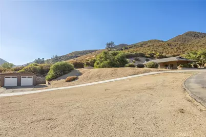 11551 Lonesone Valley Road, Leona Valley, CA 93551 - Photo 29
