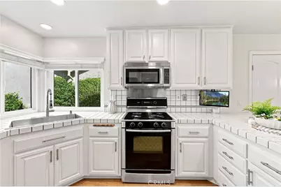 26172 Via Raza, Valencia, CA 91355 - Photo 27
