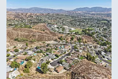 27973 Carvel Drive, Canyon Country, CA 91351 - Photo 25