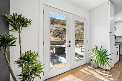 27973 Carvel Drive, Canyon Country, CA 91351 - Photo 13