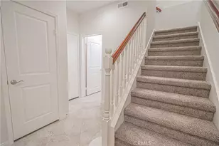 19380 Laroda, Saugus, CA 91350 - Photo 5