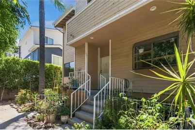 5340 Wilkinson Avenue #5, Valley Village, CA 91607 - Photo 3