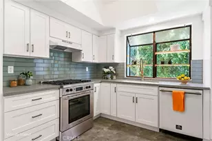 5340 Wilkinson Ave, Valley Village, CA 91607 - Photo 11