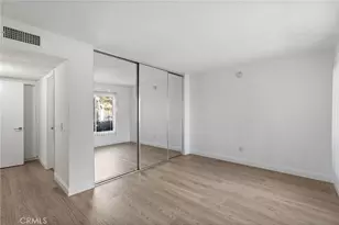 18350 Hatteras Street, Tarzana, CA 91356 - Photo 17