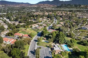 20061 Ave Of The Oaks, Newhall, CA 91321 - Photo 35