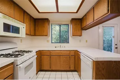 43840 Bobby Jones Drive #2, Lancaster, CA 93536 - Photo 9