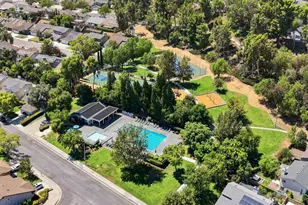 21919 Grovepark, Saugus, CA 91350 - Photo 49