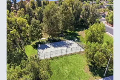 21919 Grovepark, Saugus, CA 91350 - Photo 47
