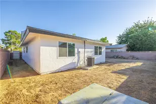 737 W Ave H 7, Lancaster, CA 93534 - Photo 29