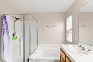 28282 Cedar Ln, Saugus, CA 91350 - Photo 15