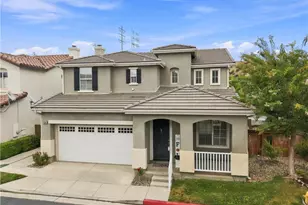 28282 Cedar Ln, Saugus, CA 91350 - Photo 1