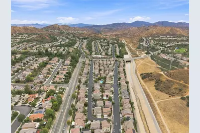 28282 Cedar Lane, Saugus, CA 91350 - Photo 9