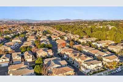 24045 Whitewater Drive, Valencia, CA 91354 - Photo 51