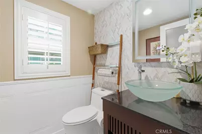 24045 Whitewater Drive, Valencia, CA 91354 - Photo 19
