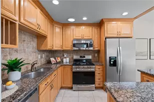 26093 Viento Ct, Valencia, CA 91355 - Photo 15